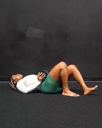 Women fitness | Home workout on Instagram: "GLUTES 🦵🏾🔥 LIKE, SAVE & SHARE

Grab a set of dumbbells and let’s grow and strengthen those hips and glutes 💪🏾

The work:
3-4 sets, 12 reps each. Rest for 30 secs between exercises, 60 secs between sets.

*Donkey kick are pulsed . End with a hold for max burn.
-
-
Cc 🎥@missbiancak
#glutes #gluteworkout"