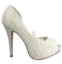 Morgan Hill Designs.  Plain pair of pumps with embellishment added. #hot