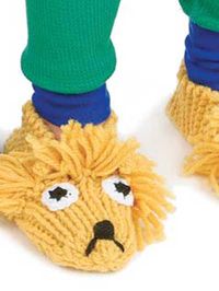 Knit Lion Slippers with this free pattern