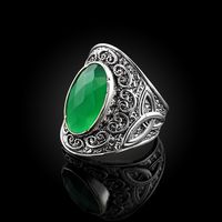 Sterling Silver Vintage Green Agate Celtic Trinity Knot Ring