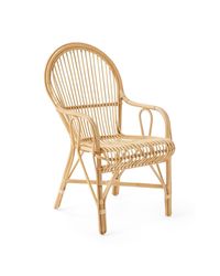 *Molto bello*. A masterwork in rattan. From pole to peel, this handcrafted seat is composed of all parts of the plant. Settle in.