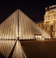 Louvre, Paris; adaptive reuse design principle:ensure that new added layers are    distinctly recognizable - and contemporary - instead of an imitation of the historic style.