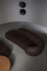 Leon leather sofa | Baxter