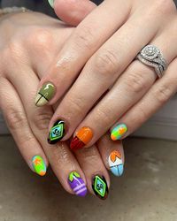 #scoobydooparty #scoobydoonails #scoobydoo  #summernails #summernailinspo #nailart #nailinspo #nails #nailsofinstagram #naildesign