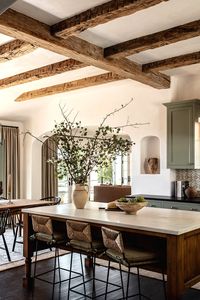 Cozy Spanish colonial residence Santa Barbara