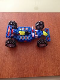 coche de F1 echo con hama beads