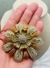 Vintage Crown Trifari Brooch