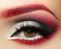 Totally playing with this eye look this weekend! Just for fun though.