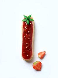 Éclair Fraise-Yuzu - Puratos