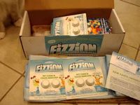 Cat Stain and Odor Remover - Fizzion Arrives for a Product Review - Floppycats	http://youtu.be/xqp-L_k5Mk4