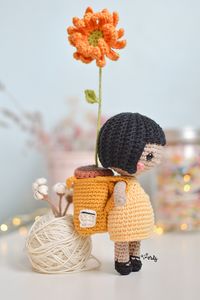 Ravelry: Muñeca Ana con accesorios pattern by Jennifer C F