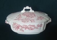 Excited to share this item from my #etsy shop: Wedgwood Chrysanthemum Tureen Antique Soup Tureen in Pink & White 1862 Vintage Semi Porcelain Transfer Ware China Dinnerware Made in England