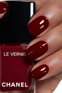 LE VERNIS Longwear Nail Colour 765 - INTERDIT | CHANEL