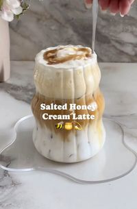 Salted Honey Cream Latte 🐝🍯💫 - You probably already have these ingredients at home so let’s make it!  Ingredients// 🍯1 TBSP Honey 🍯2 oz Heavy Whipping Cream 🍯1 oz Whole Milk or Milk of your choice 🍯A pinch of Sea Salt  Blend it up and enjoy! - #saltedhoney #saltedhoneycream #saltedhoneycreamlatte #lattesathome #athomebarista #coffeeathome #honeylatte