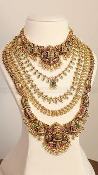 Sullie Jewels on Instagram: "Comment to get link of the product or to place orders 💞

Lakshmi Bridal Combo Set ( 9 piece )
Product code BC02

#bridal #bride #combo #jewellery #jewels #wedding #lakshmi"