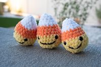 $12 Crochet candy corn plushie!  Handmade using soft plush yarn.  Size: ~3.5' x 2.75'  Each plushie is made to order so please keep in mind the processing time is 5-7 days. Please be patient while your order is being made with love! ♥  Have questions? Feel free to send me a message! 🙂