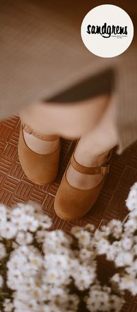 Swedish Wooden Clogs for Women / Sandgrens Clogs / Mary Jane Closed Back / Women Low Heel Shoes / Nubuck Leather Clog / Dexter Tan