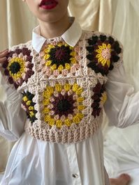 Crop Flowers Granny Square Sweaters/ White-Black | Etsy