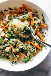 Lemongrass Vermicelli Salad - a summer showstopper! A twirl of vermicelli noodles, pan-fried tofu, fresh herbs and veggies, and a lime-and-lemongrass-based sauce that just slips all over the plate. #salad #lemongrass #mealprep