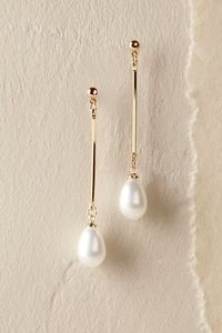 Love these simple, classic pearl drop earrings from BHLDN