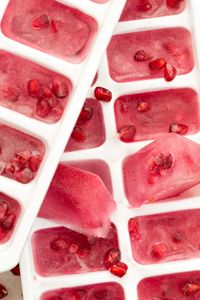 This Pomegranate Water is made with fruit infused ice cubes made with fresh pomegranate seeds and fresh pomegranate juice