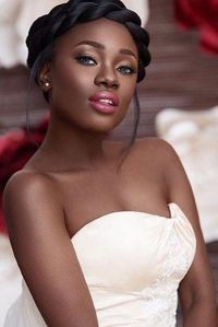 Black Women Wedding Hairstyles ❤︎ Wedding planning ideas & inspiration. Wedding dresses, decor, and lots more. #weddingideas #wedding #bridal