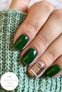 green tartan nails, plaid nails, plaid nail designs, plaid nails 2021, tartan nails, nude tartan nails, plaid nail designs