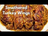 The Best Smothered TURKEY WINGS Recipe|Easy Recipe #soulfoodsunday