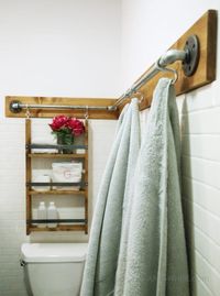 Make your bathroom beautiful and organized with some great bathroom storage ideas! Find new ideas to store all your bathroom items from towels to cotton balls. 30 Bathroom Storage Ideas via Remodelaholic.com #storage #bathroom #bathroomstorage #organization