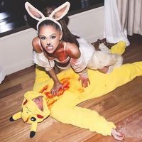 halloween - ariana grande