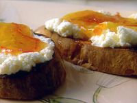 Bruschetta with Ricotta and Marmalade