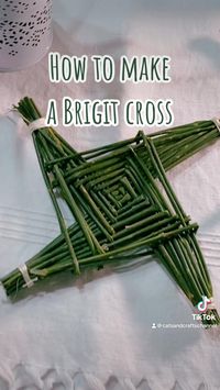 How to Make a Brigid’s Cross for Imbolc #brigid #cross #ireland #druid #witchcraft #imbolc #stbridget #brigit #goddess #goddessenergy #witch #brigidcross