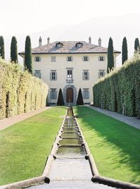 An intimate destination wedding at Villa Balbiano | Christine Doneé