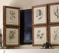 Easy cheap home decorations you can make with repurposed thrift store picture frames. Cheap and quick home decor DIY ideas for living room, kitchen, bedroom or entryway on a budget. How to make over old picture frames. #thriftstore #pictureframes #diy