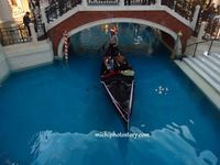 Gondola in Venetian Hotel