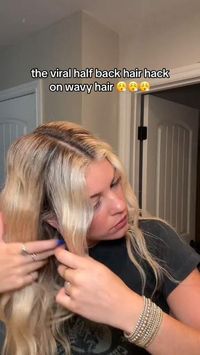 Half back hair hack is so cute with waves! 💆‍♀️💗 Video credits: jamievanslooten