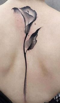 70+ Amazing Calla Lily Tattoo Designs with Meanings, and Ideas 54