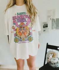 ✺ CUSTOM FAREWELL TOUR BACHELORETTE SHIRTS ✺ IF YOU HAVE MULTIPLE SIZES / COLOURS  1. Select the quantity for the first size/colour & click the "ADD TO CART" button. 2. Click the thumbnail to return to the listing & repeat to add in other sizes. 3. Review all of the quantities/sizes/colours to ensure everything is correct. 4. If you didn't have the option to select in the drop down boxes...type in the NOTES box and proceed to checkout. * Q U I C K F A C T S * This design is a unique, one-of-a-ki