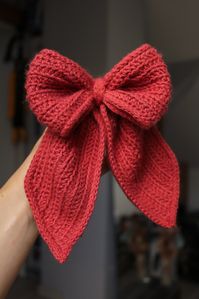 This crochet bow pattern is perfect for making crochet hair accessories like hair bows and crochet bow headbands, as a bow tie, to make bow keychains and crochet bow bags or as a crochet Christmas pattern - thoughtful crochet gift idea, crochet Christmas decoration or way to decorate your gifts! Make just one bow and use it as a hair bow tie, crochet home decor, as a crochet christmas ornament and when you are ready to part ways with your bow, use it for gift wrapping!  Pattern includes exact nu