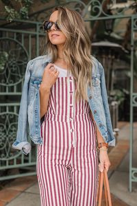 this striped jumpsuit is under $30 | merricksart.com