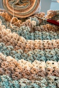 Simple Squishy Crochet Bulky Throw Blanket Pattern