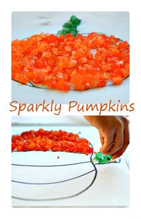 Pumpkin Art Craft with lots of shine, shimmer and texture. Good for preschoolers and toddlers.