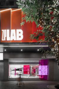 » ZIPLAB Off-line Store, China by PMT Partners