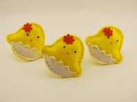 Yellow Spring/Easter Chick Felt , easter decor, felt chicken ornamets,  set -3, Party Favors, Cupcake Topper, Birthday Party Decor