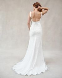 OFF-WHITE
BEADED ILLUSION TULLE
SOFT SQUARE NECKLINE
DRAPED BODICE & SKIRT