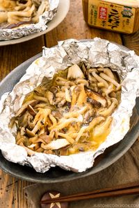 These miso butter mushrooms in foil packets are made with assorted Japanese mushrooms. Creamy and savory, this dish can be a side or main dish! Drizzle a bit of soy sauce to enjoy! #miso #misobutter #mushrooms | Easy Japanese Recipes at JustOneCookbook.com