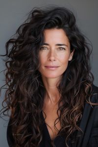 Curly Hairstyles for Women Over 40