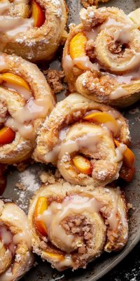 Peach Cobbler Cinnamon Rolls [55 Minutes] – Chasety