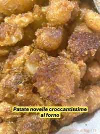 "Patate novelle croccantissime" al forno. Un contorno infallibile, stuzzicante e appetitoso, apprezzato sempre da tutti. Successo assicurato !   #patatatenovelle #patatealforno #patatine #patatecroccanti #ContorniSfiziosi #contorni #ricettefacilieveloci #ricettefacili #giallozafferano #ricettesfiziose #ricettegustose #giallozafferanoricette #gialloblogs #patatealforno