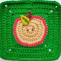 The Most Fun Christmas Granny Squares to Crochet! • RaffamusaDesigns